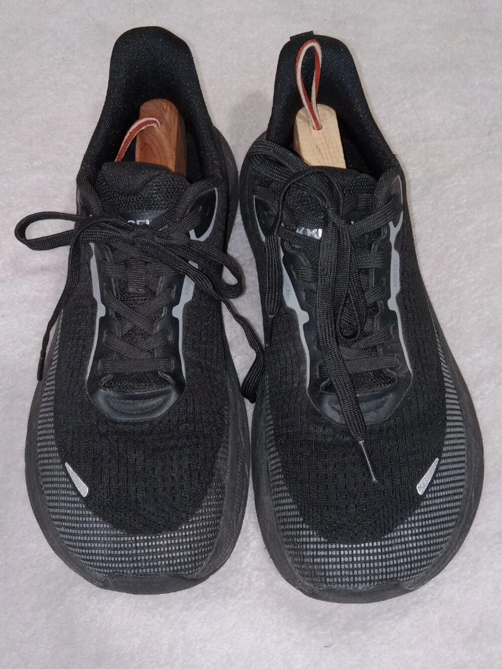 KRICELY Men's Trail Running Shoes Black Mesh Hiking Sneakers EU 45 US 11 R008